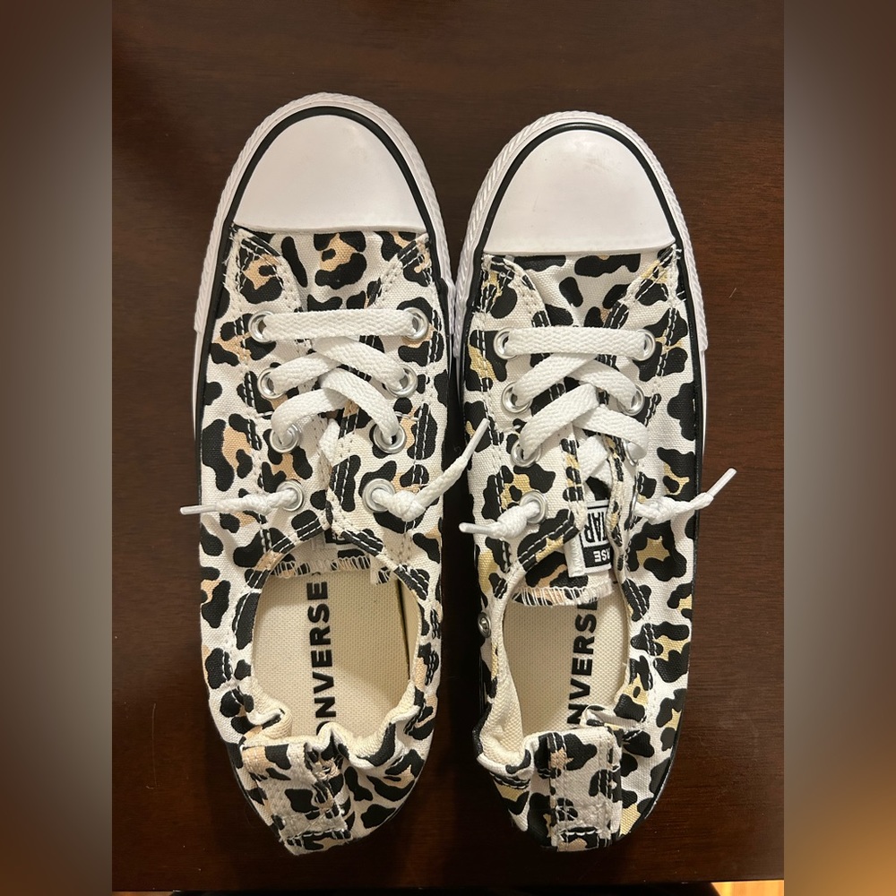 Converse cheetah sneakers